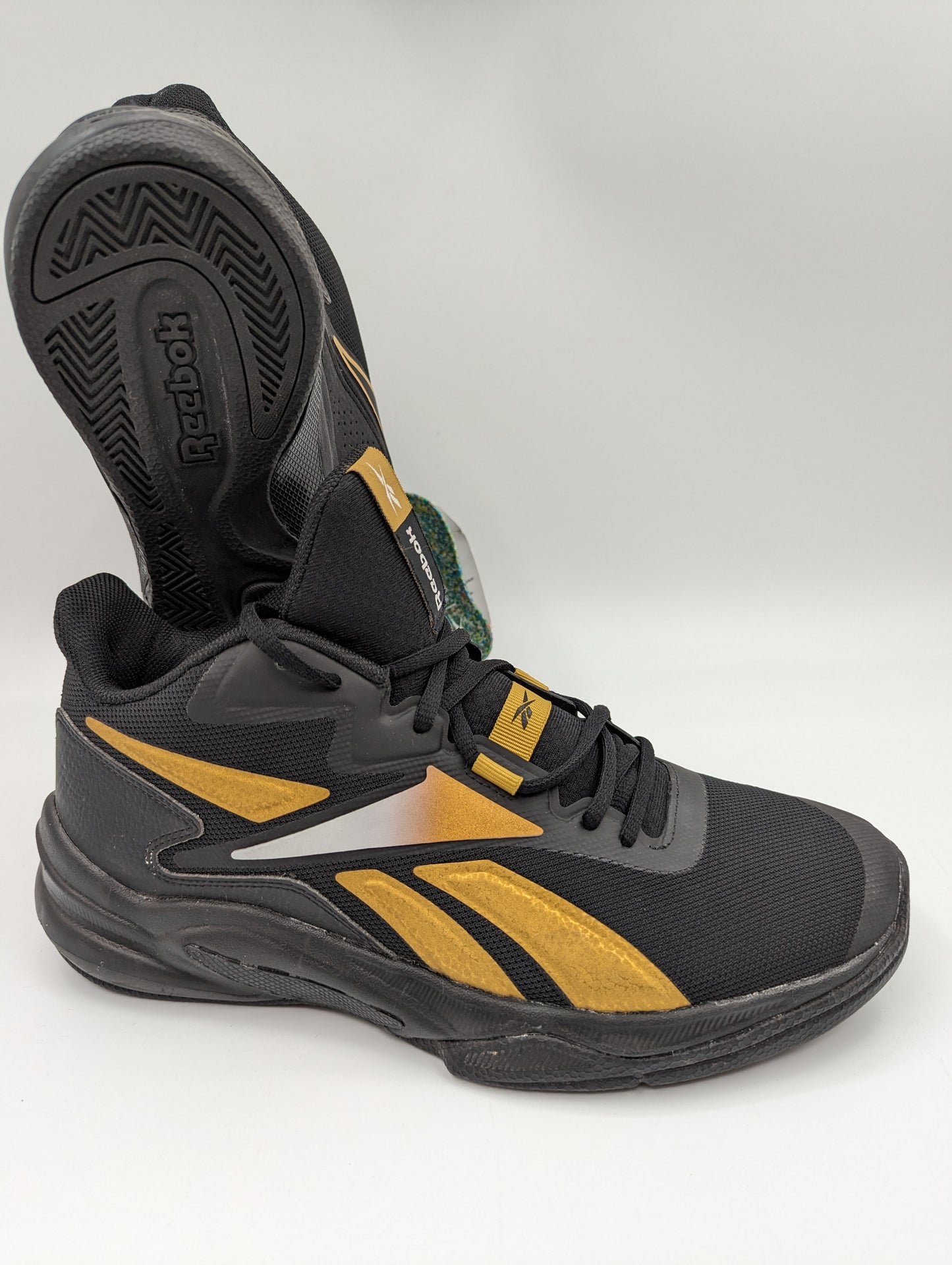 Reebok Basketball Mora Buckets Negro / Dorado No 26