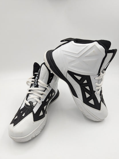 And 1 Basketball Bota Blanco / Negro No 23