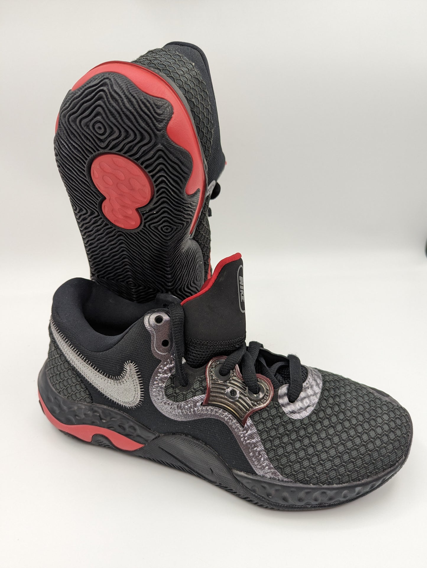 Nike Renew Basketball Med Negro / Rojo No 27