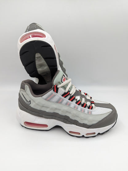 Nike Airmax 95 Casual / Training Gris / Rojo No 23.5