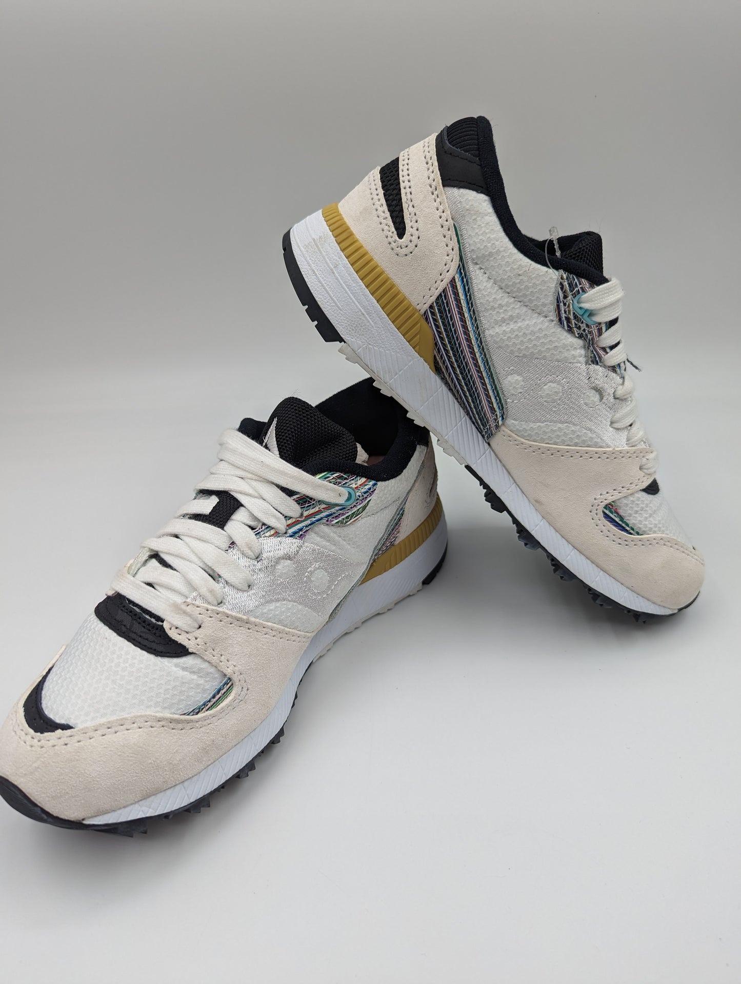 Saucony TRB Casual / Training Beige / Blanco / Colors No 24