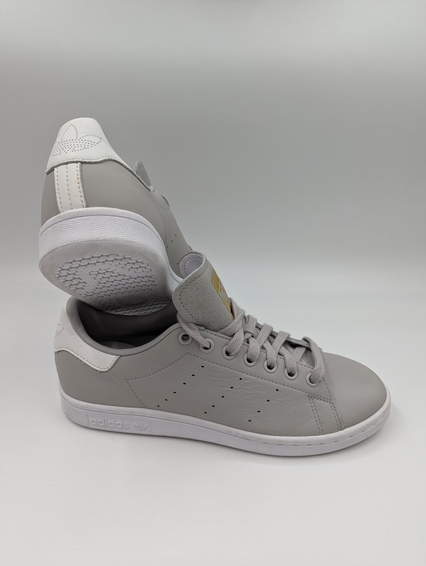 Adidas Stan Smith Casual Piel Gris / Blanco No 24