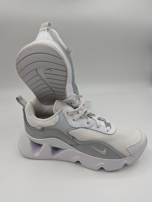 Nike Ryz 365 Casual / Training Blanco / Gris No 24