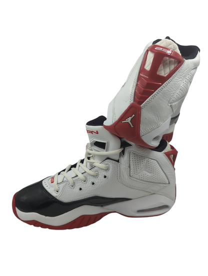 Jordan B Loyal Basketball Pro Piel  Negro / Blanco / Rojo No 27