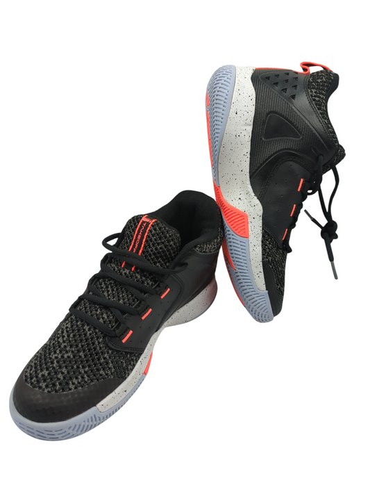 And 1 Take Off 3 Basketball Mid Negro / Blanco / Naranja No 26.5