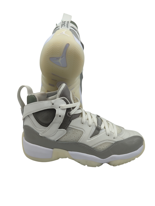 Jordan XIV Basketball Two Trey Blanco / Gris No 24.5