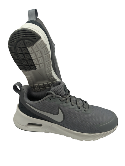 Nike Air Max Nuaxis Training Gris No 26.5