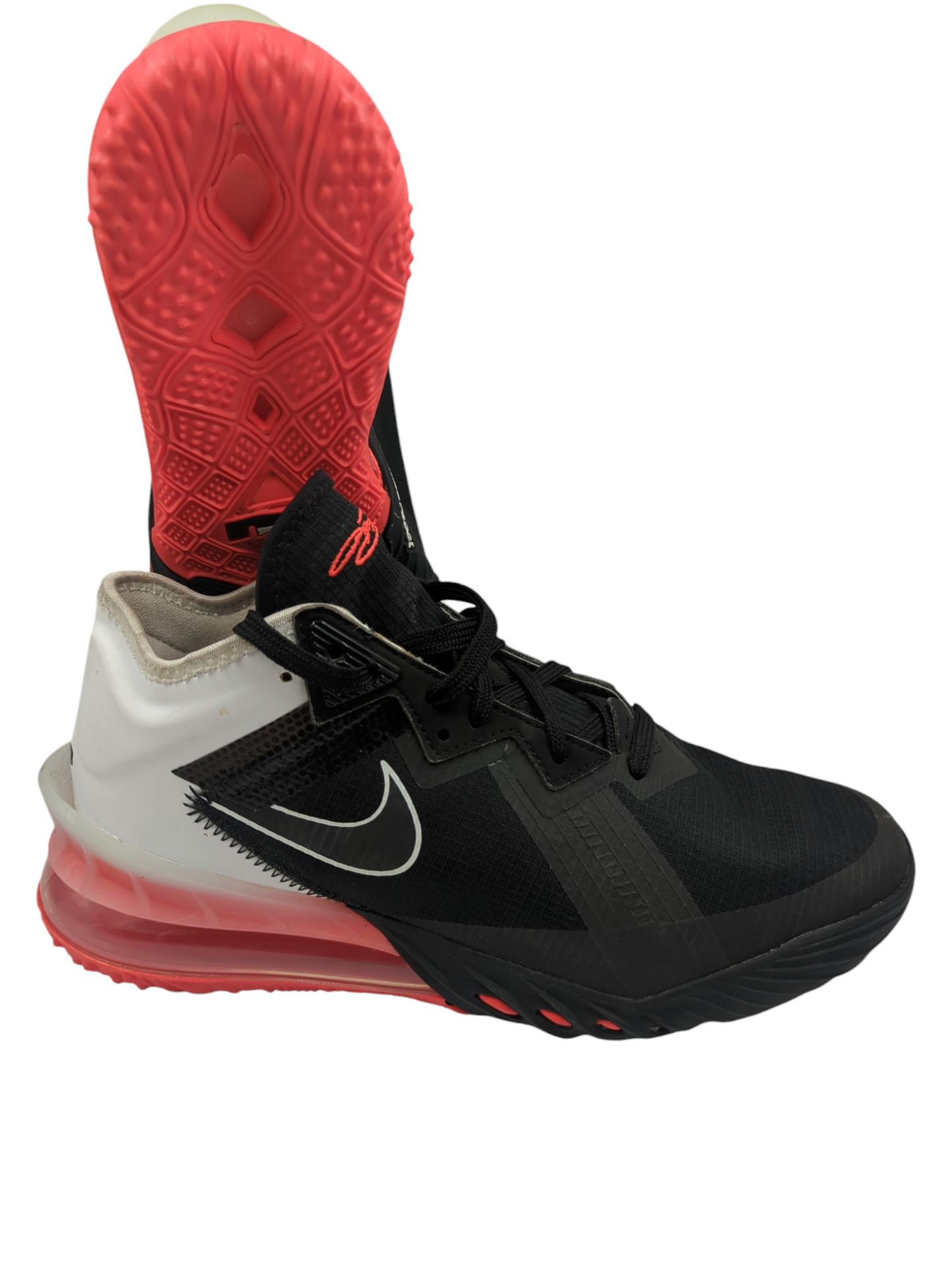 Nike Lebron James 18 Heart of Lion Basketball Pro Negro / Naranja No 26