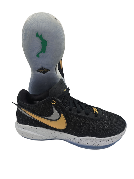 Nike Lebron XX Basketball Pro Negro / Dorado No 26.5