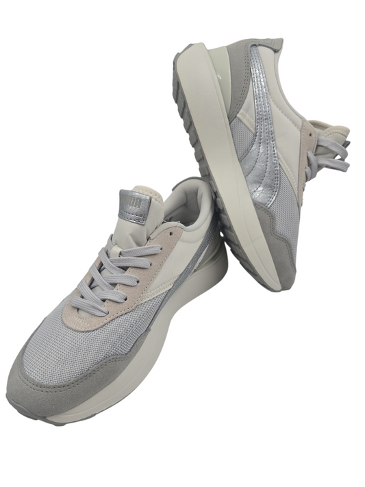 Puma Cruise Rider Casual Training Beige / Plata No 23.5